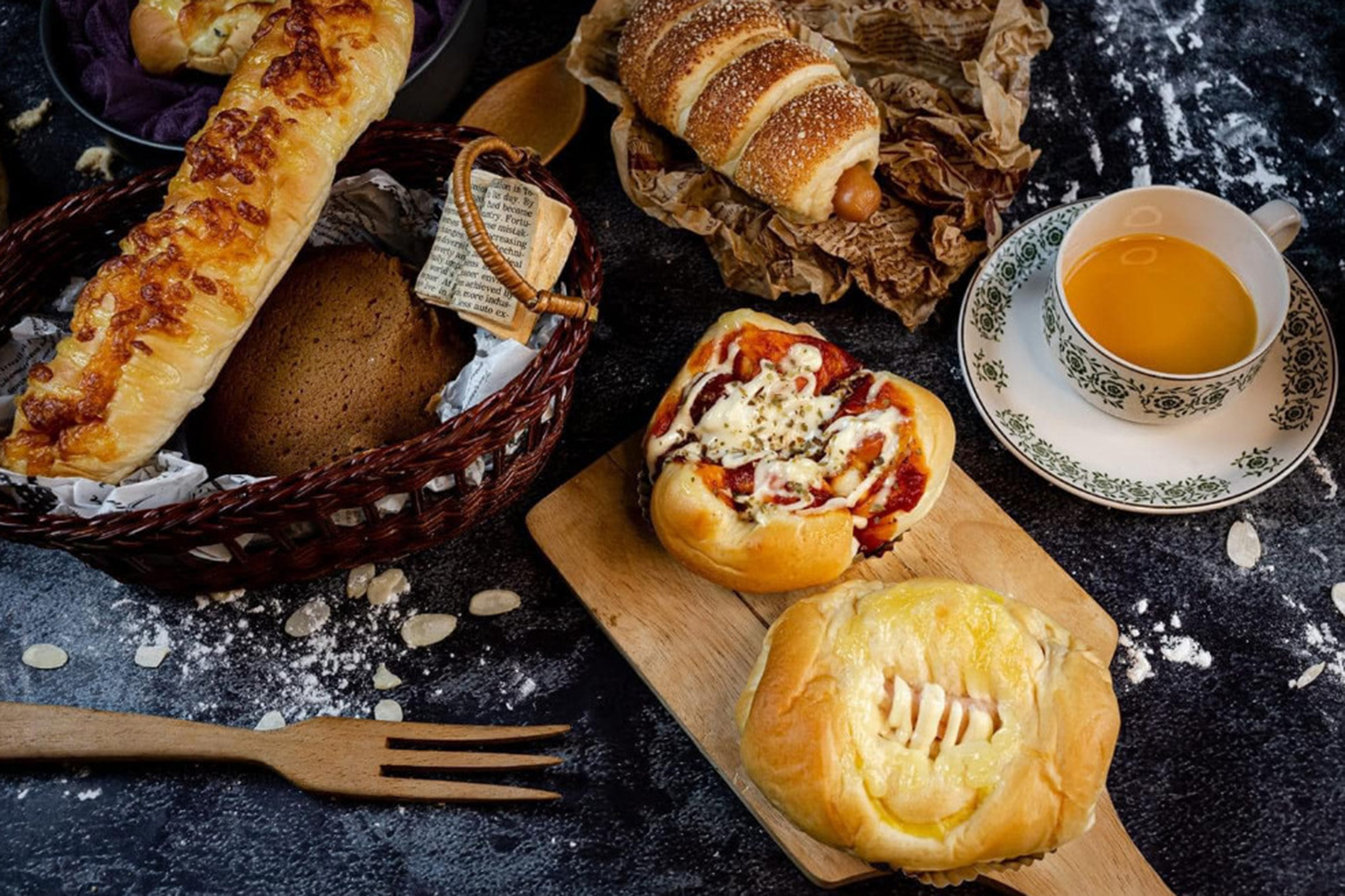 AZIZ Halal Bread - 5 Halal dessert in bangkok