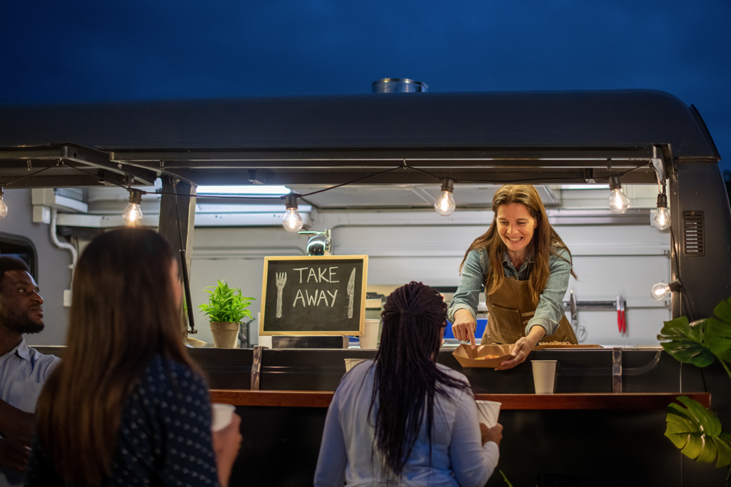 5 ร้านสตรีทฟู้ด ราคาดี มีแต่ของอร่อย ย่านจรัญสนิทวงศ์・บางพลัด - The Riski Residence Hotel and Residence โรงแรมมุสลิม ย่านบางพลัด-จรัญสนิทวงศ์