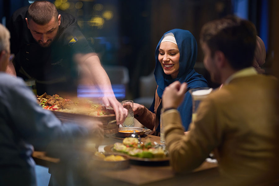 Where to Eat Halal Food in Bangkok When Staying Near MRT Bang Phlat